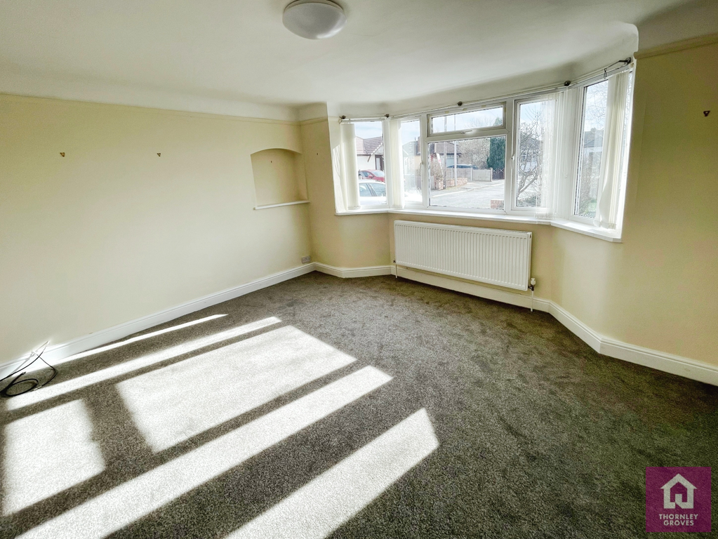 Property photo 2 of 12 Picture No. 33