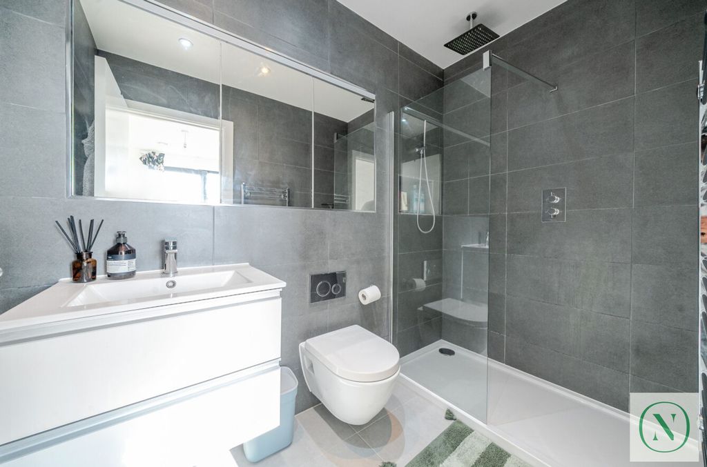Additional image 14 of 3 bed flat for saleBell Foundry Close, Croydon CR0