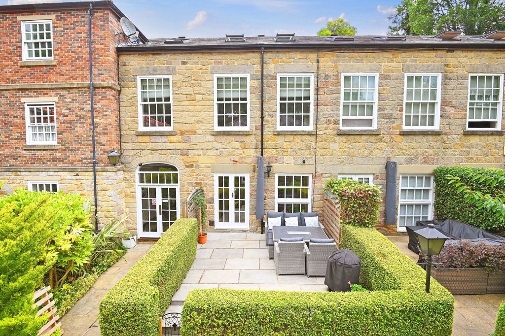 Property photo 2 of 29