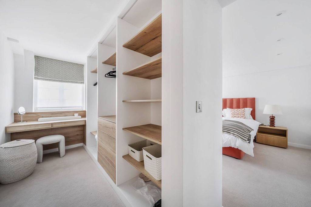 Property photo 3 of 22