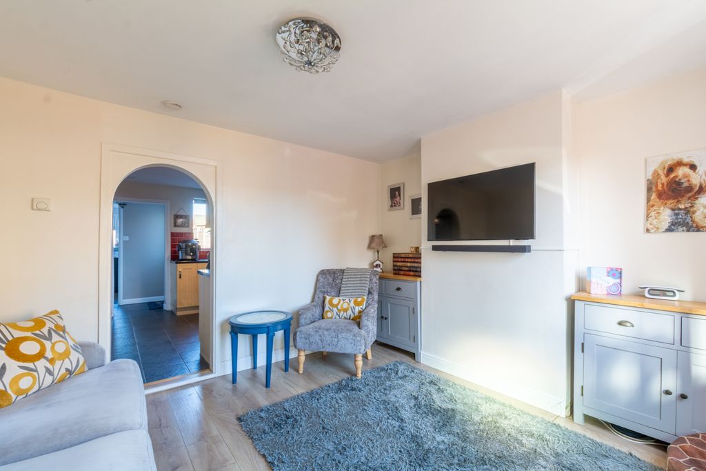 Property photo 2 of 11 Picture No. 07