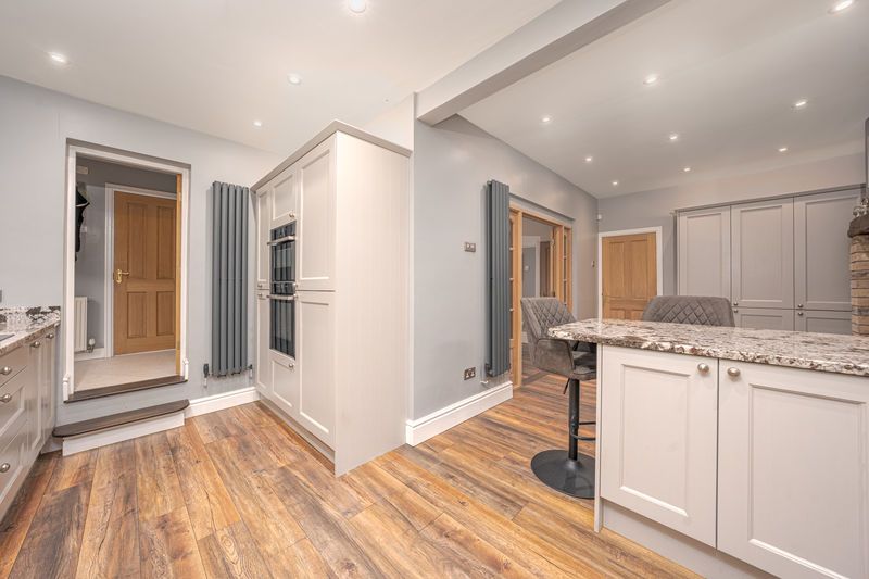 Property photo 3 of 36 Photo 22