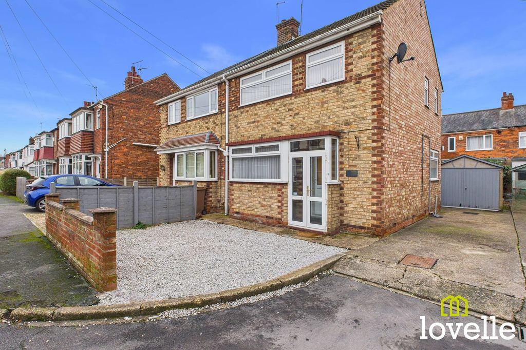Property photo 1 of 24