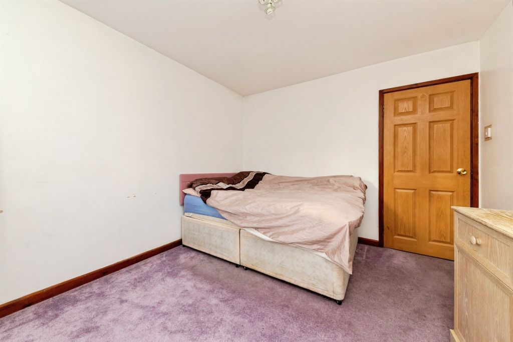 Additional image 10 of 5 bed semi-detached house for saleRedhoods Way East, Letchworth Garden City SG6