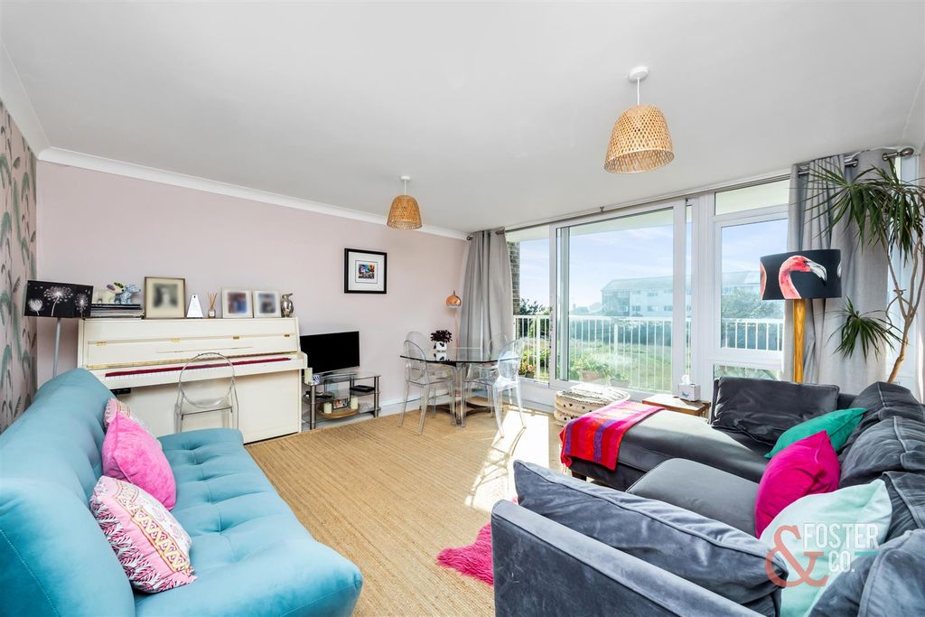 Property photo 1 of 21 Ferry Road, Atlantic Court, 23-015.Jpg