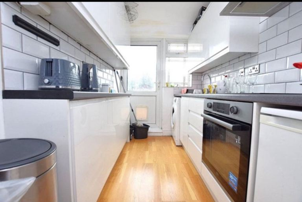 Property photo 2 of 3