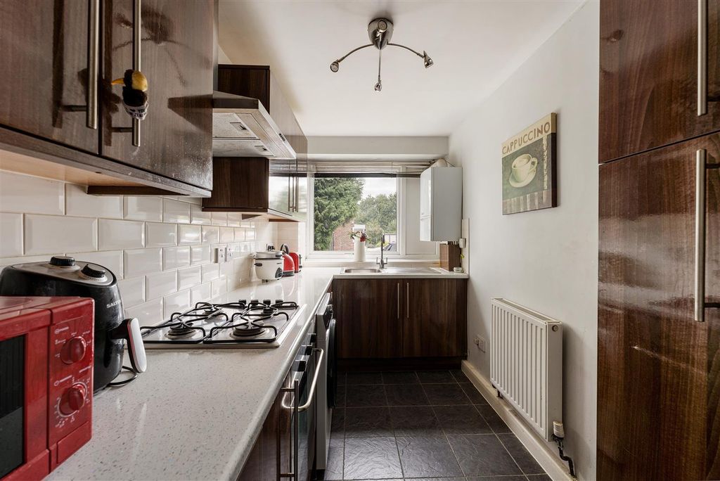 Property photo 3 of 23 0P58Mf07Vkm-Lvjukng7Iw.Jpg