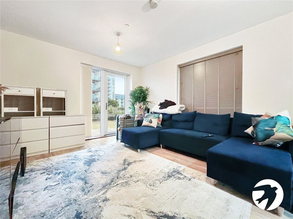 Property photo 2 of 9 Picture No. 21