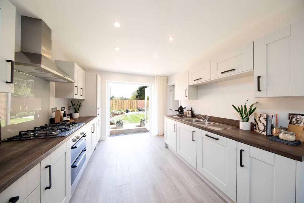 Property photo 3 of 11 Edmund-Vipwm-Paga.21-24