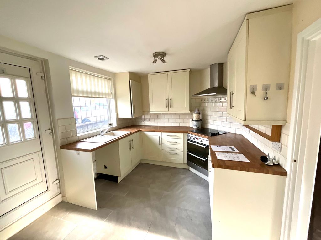 Property photo 2 of 11 Img_4804