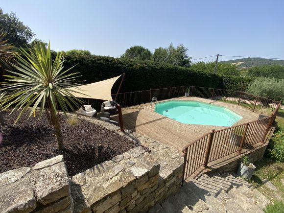 Property photo 1 of 32