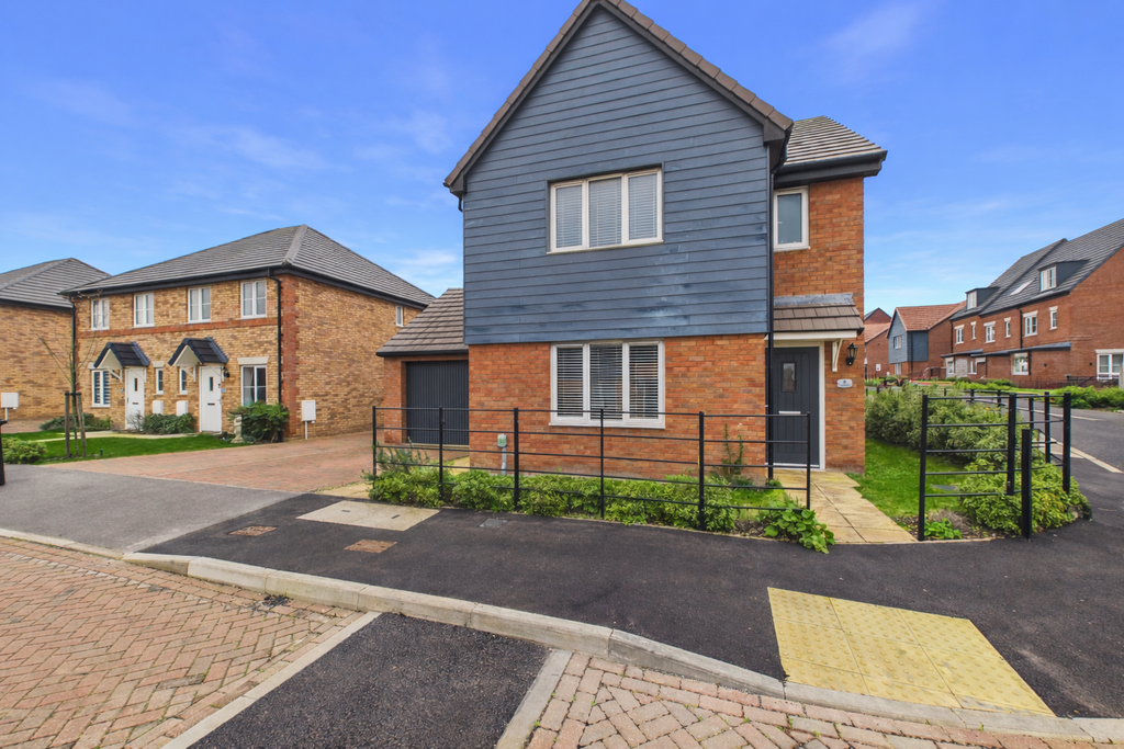 Property photo 1 of 22 Front