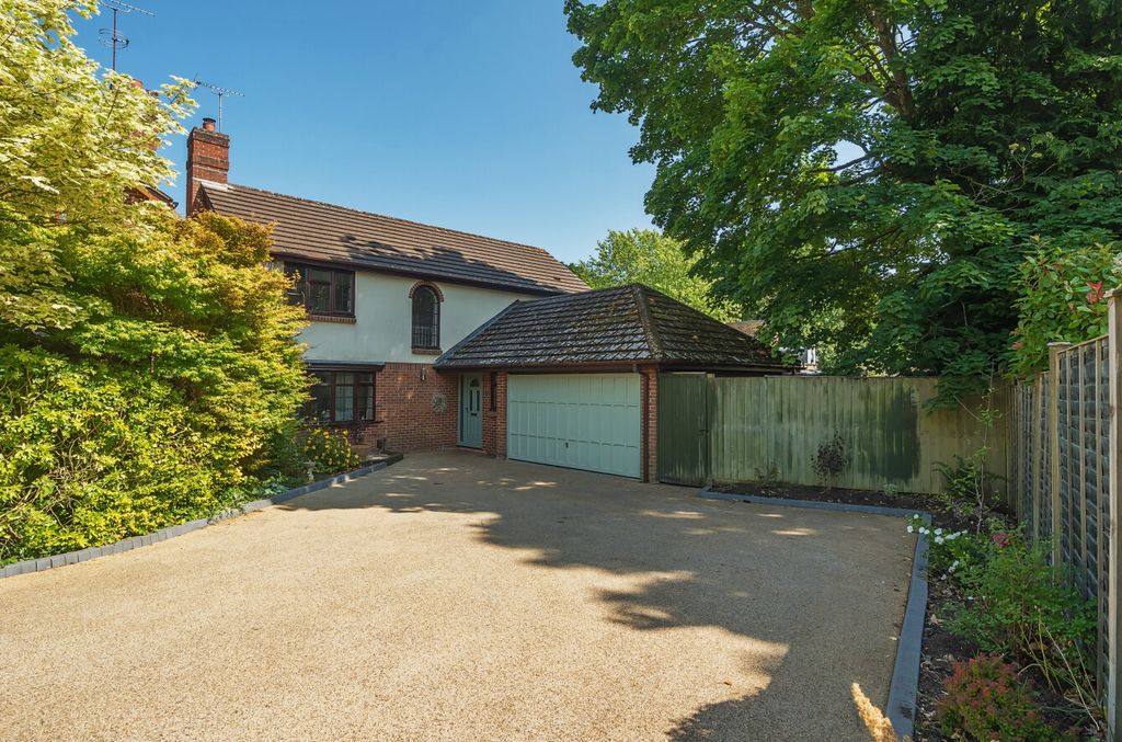 Property photo 1 of 14 1314298-27-685432...
