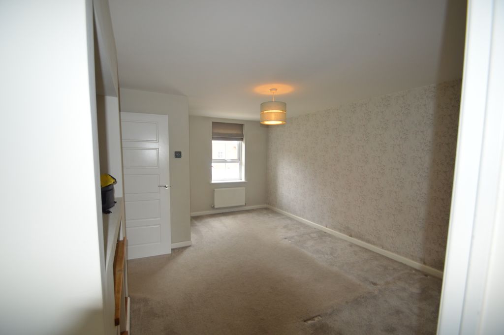 Property photo 3 of 3 Lounge