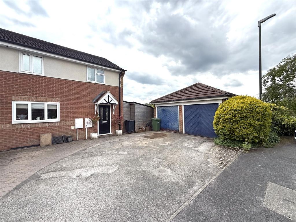 Property photo 1 of 14 Pytchley 1.Jpg