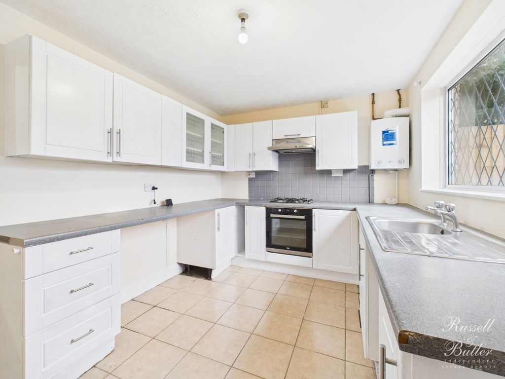 Property photo 2 of 13 Cam02127G0-Pr0368-Still010