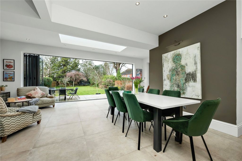 Property photo 3 of 22 Dining Area