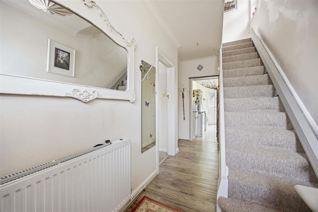 Property photo 2 of 15 Hall