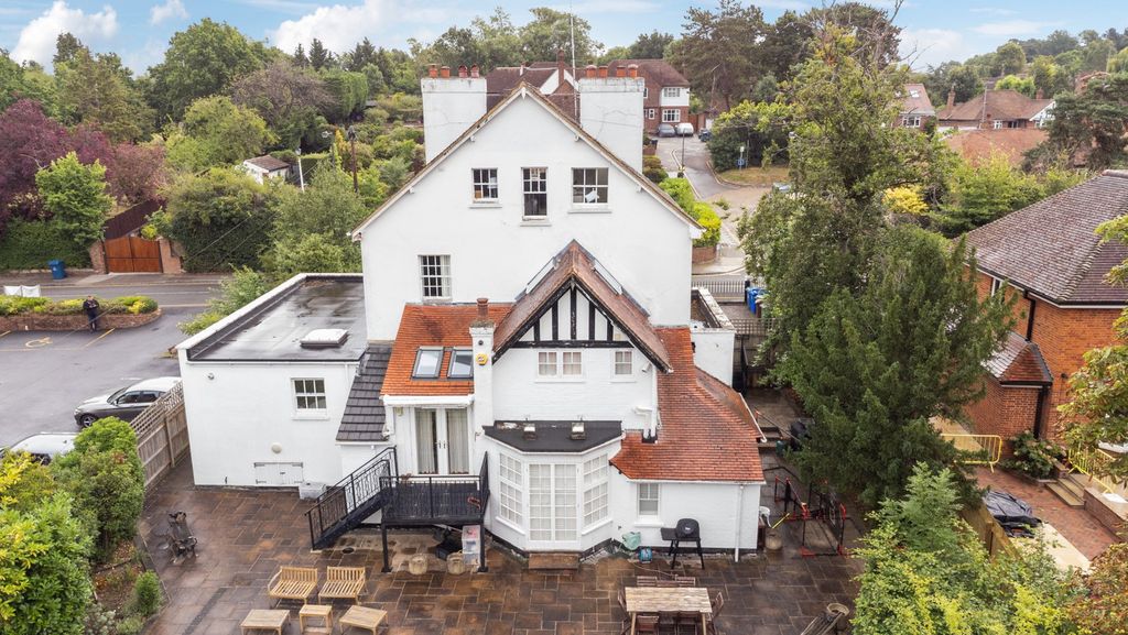 Additional image 24 of 5 bed detached house for salePaines Lane, Pinner Village HA5