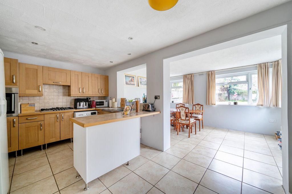 Property photo 3 of 19 Picture No. 11