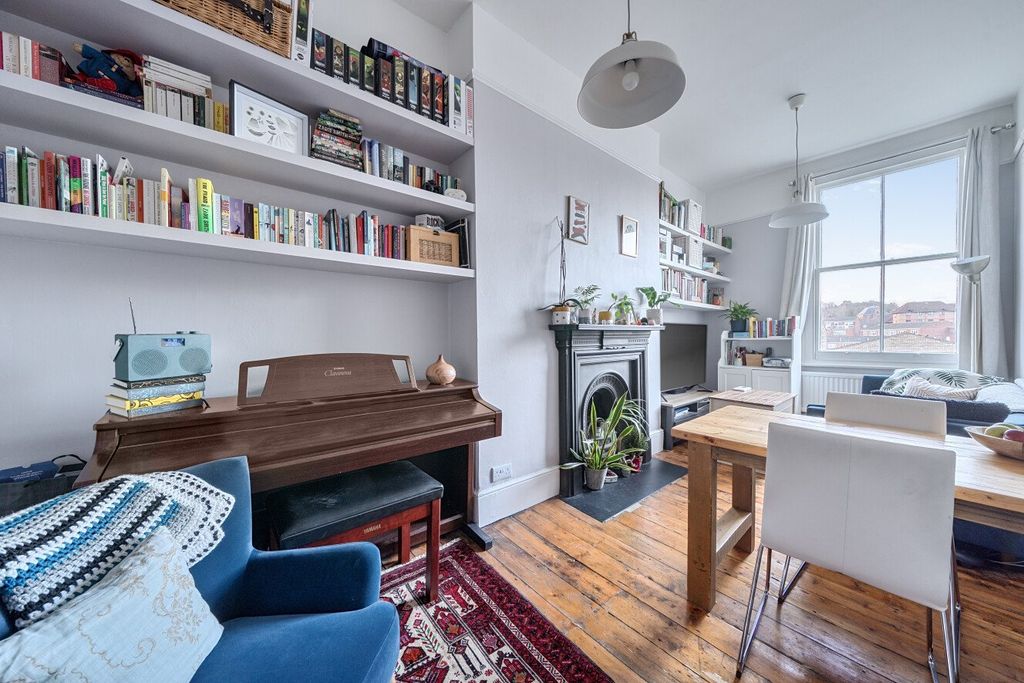 Property photo 1 of 11 Picture No. 22