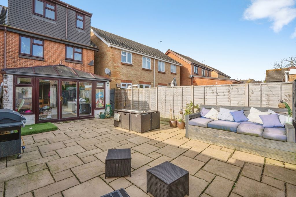 Property photo 3 of 15 Pbox-Img.Jpg