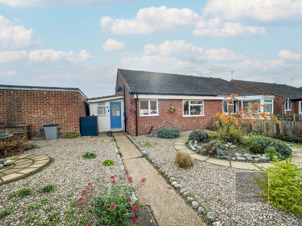 Property photo 2 of 21