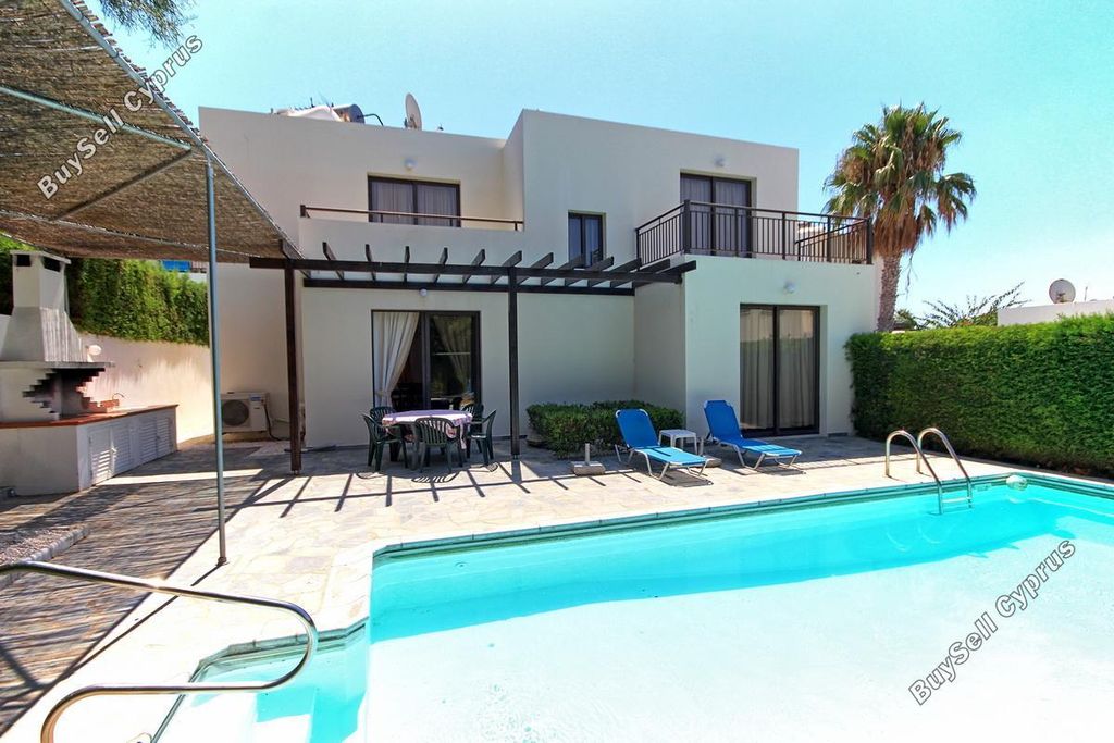 Property photo 1 of 31