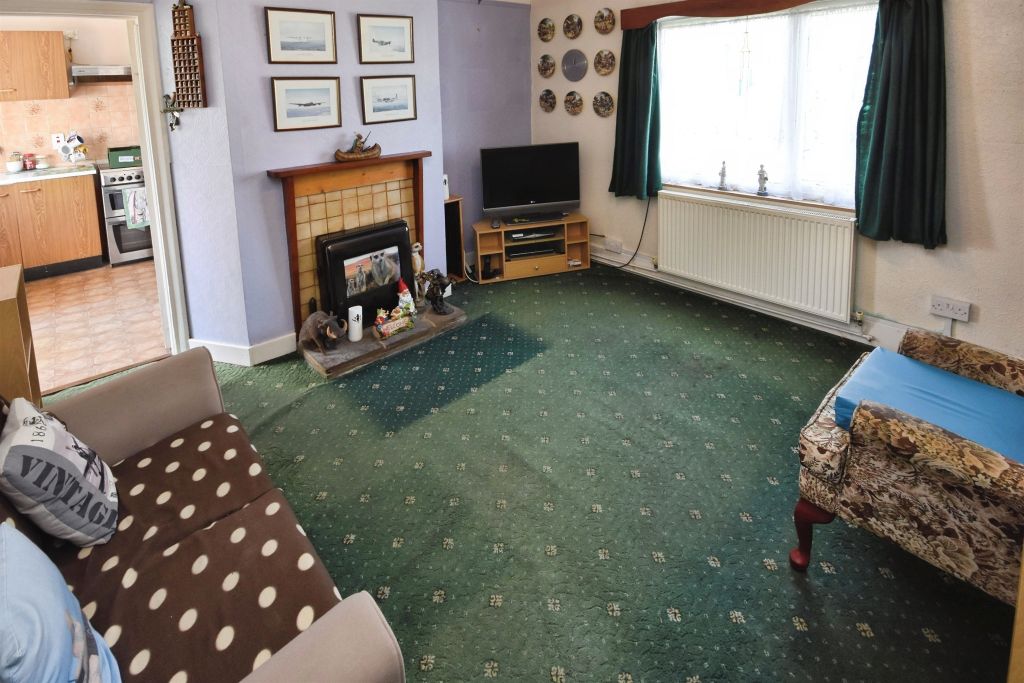 Property photo 2 of 17