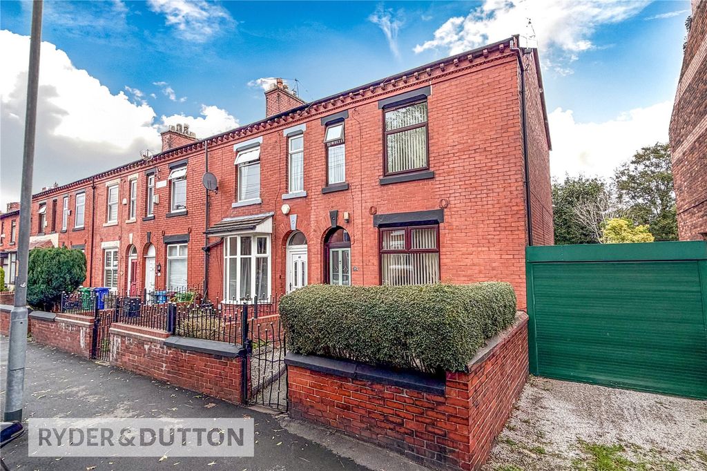 Property photo 1 of 15 External