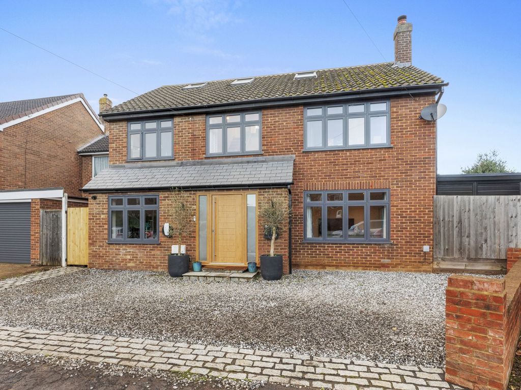 Property photo 1 of 20