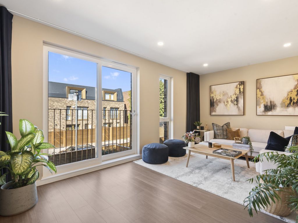 Property photo 2 of 18