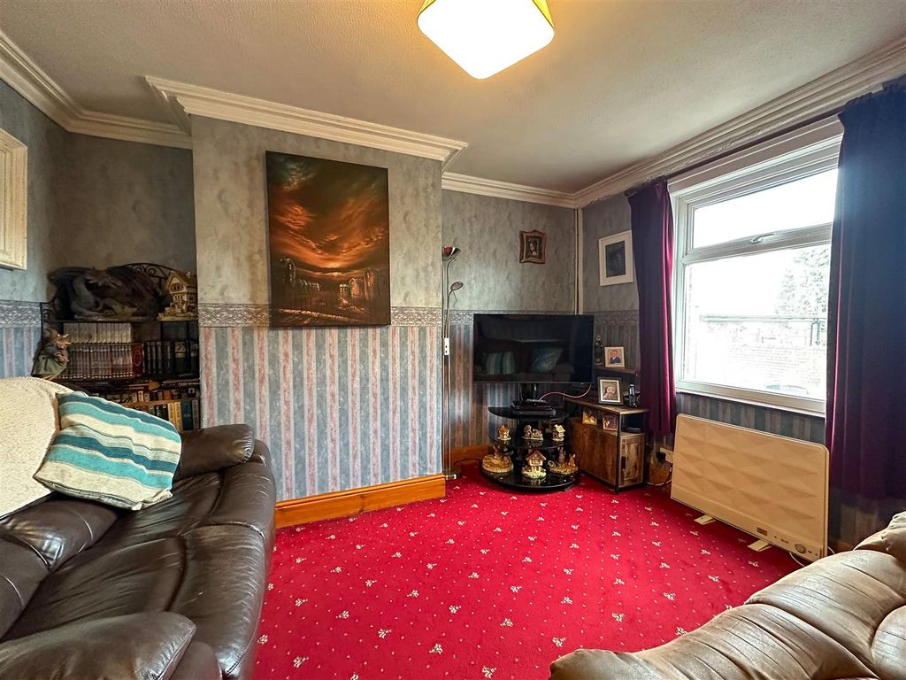 Property photo 3 of 21