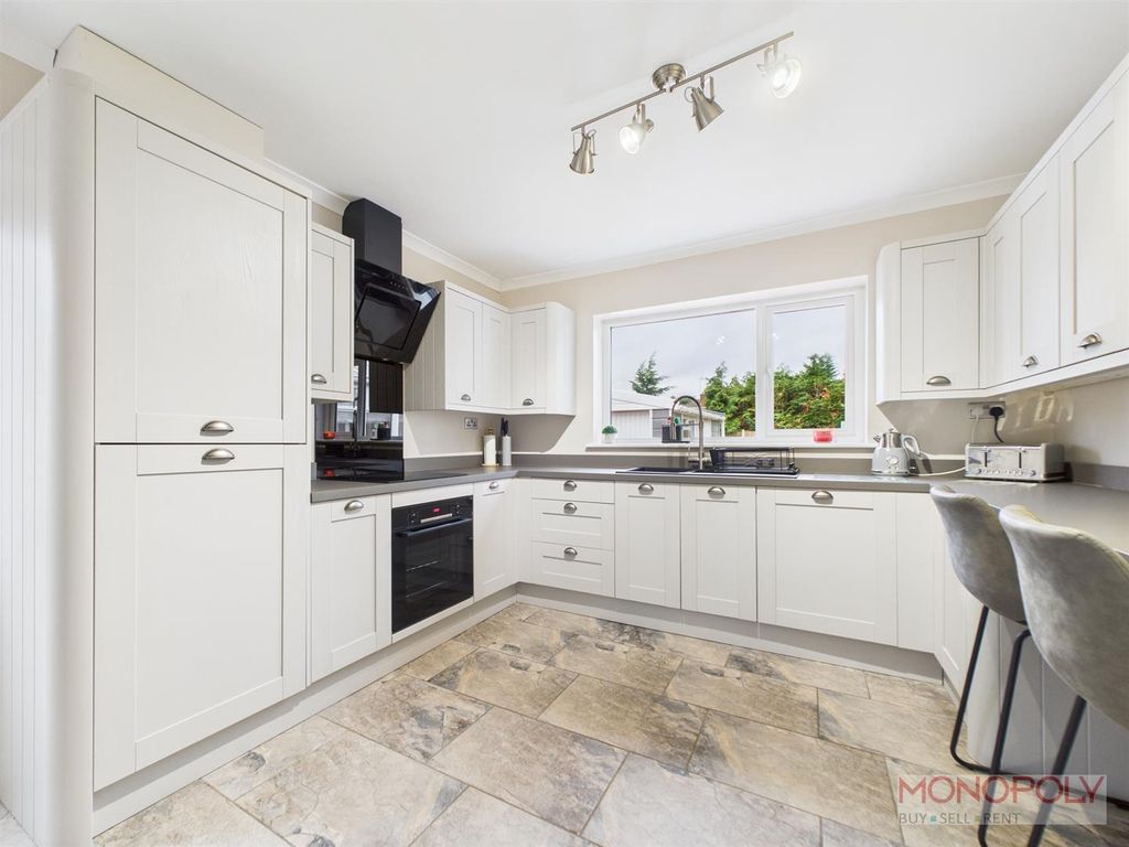 Property photo 2 of 30 Cam03815G0-Pr0363-Still005.Jpg