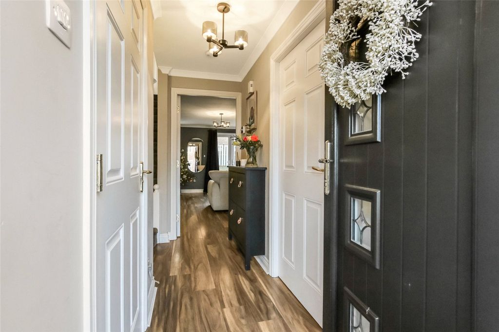 Property photo 2 of 22 Picture No. 02