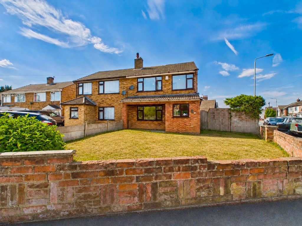 Property photo 2 of 35