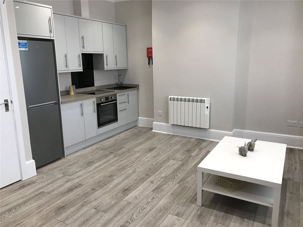 Property photo 3 of 10 Picture No. 01