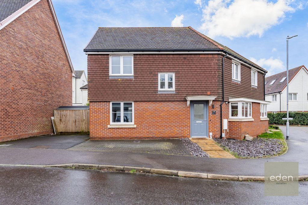 Property photo 1 of 21