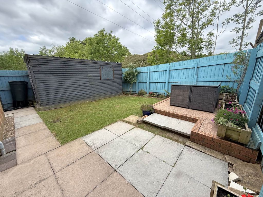 Property photo 3 of 11