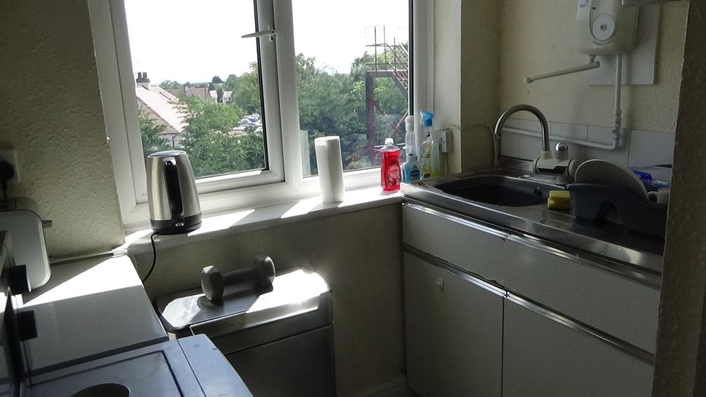 Property photo 3 of 4