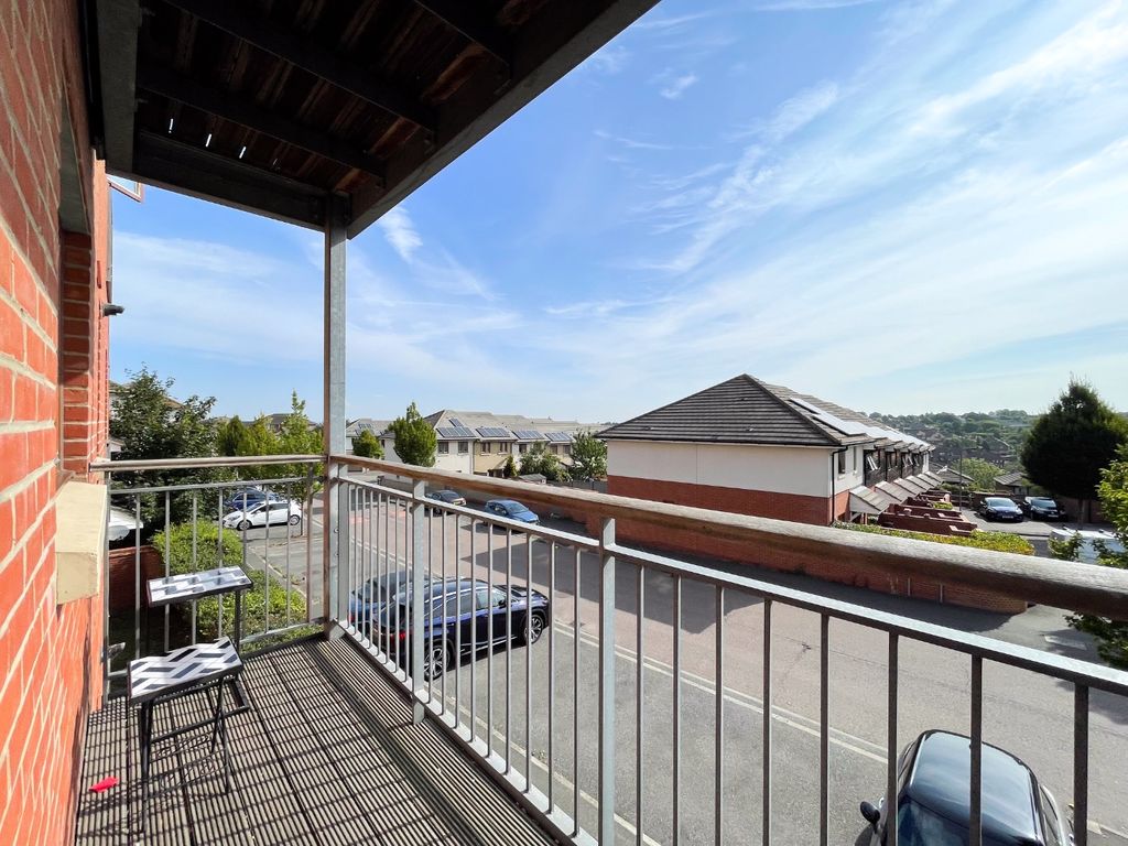 Property photo 2 of 13 4414654