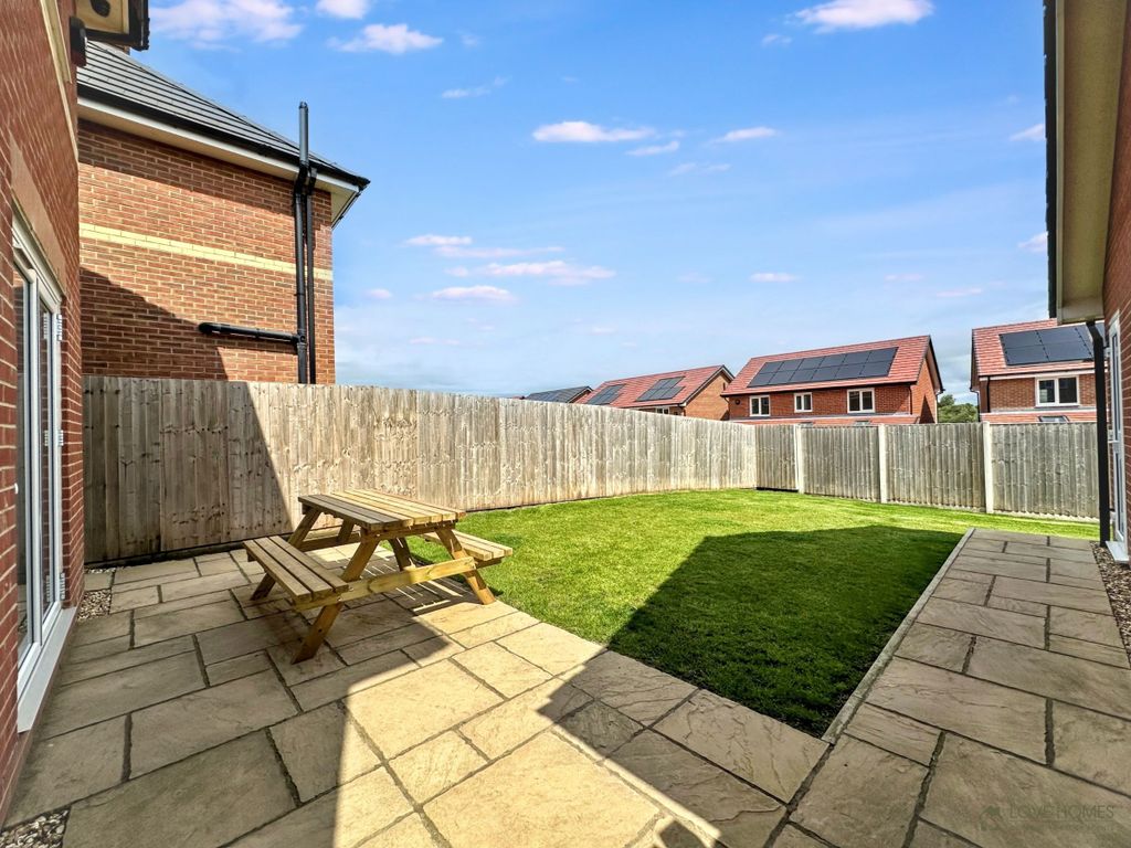 Property photo 3 of 29