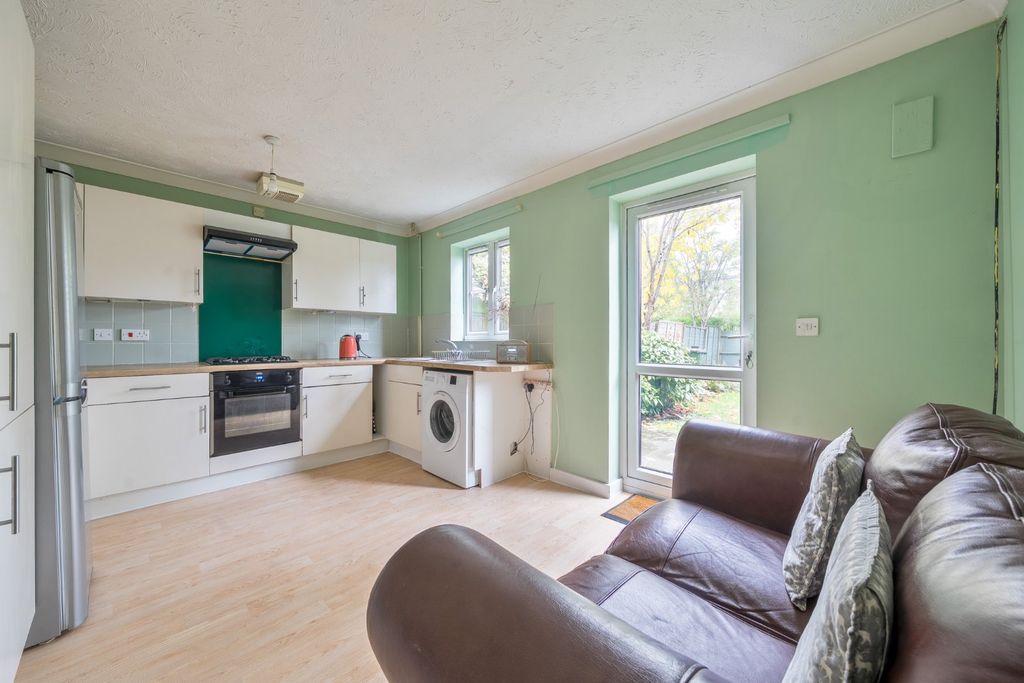 Property photo 3 of 11 Picture No. 02