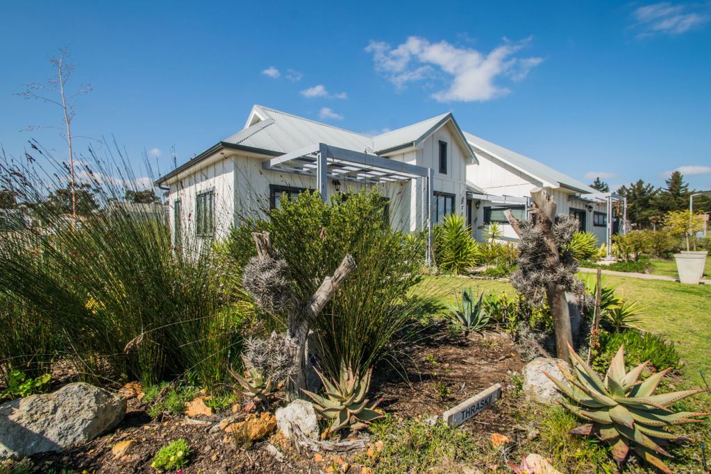 Property photo 1 of 23 1Sr1697555