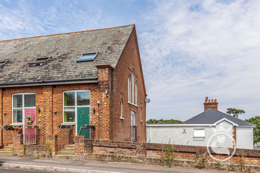 Property photo 1 of 17