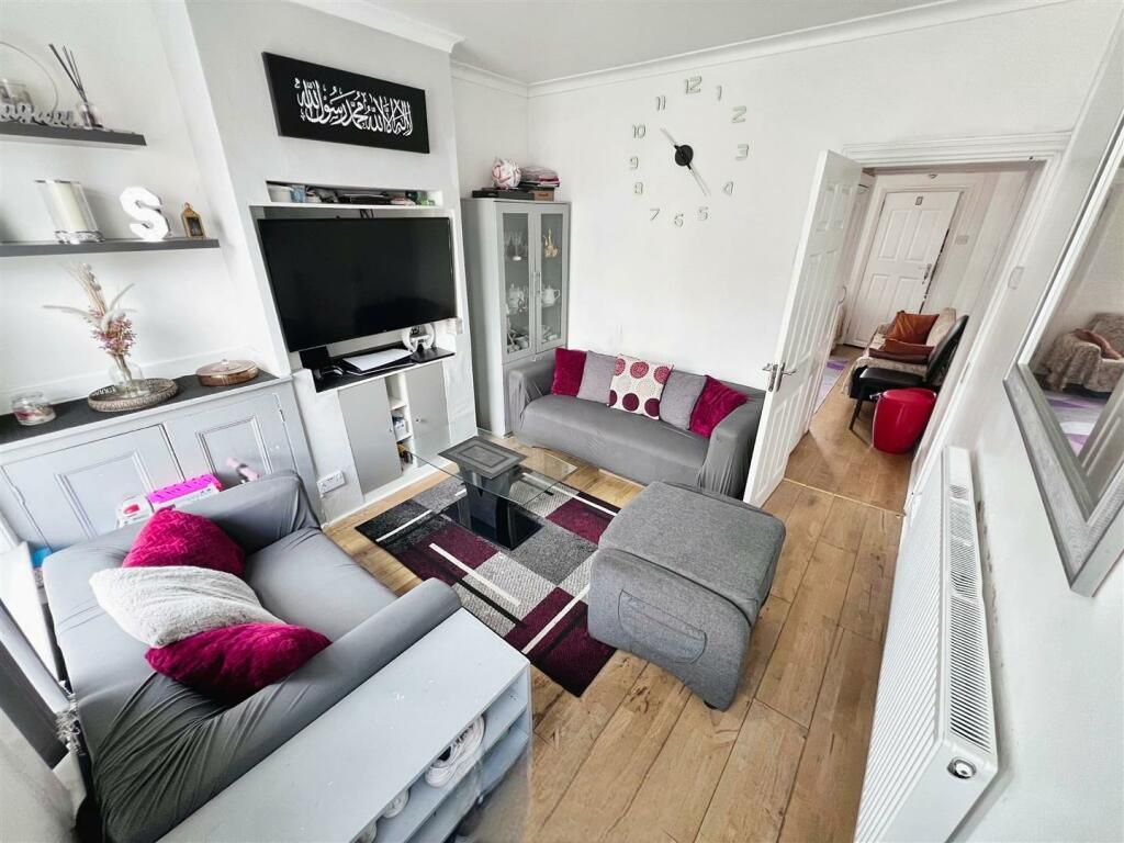 Property photo 3 of 12 Img-20250328-Wa0014