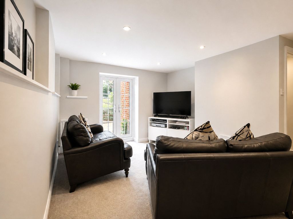 Property photo 3 of 9 Picture No. 38