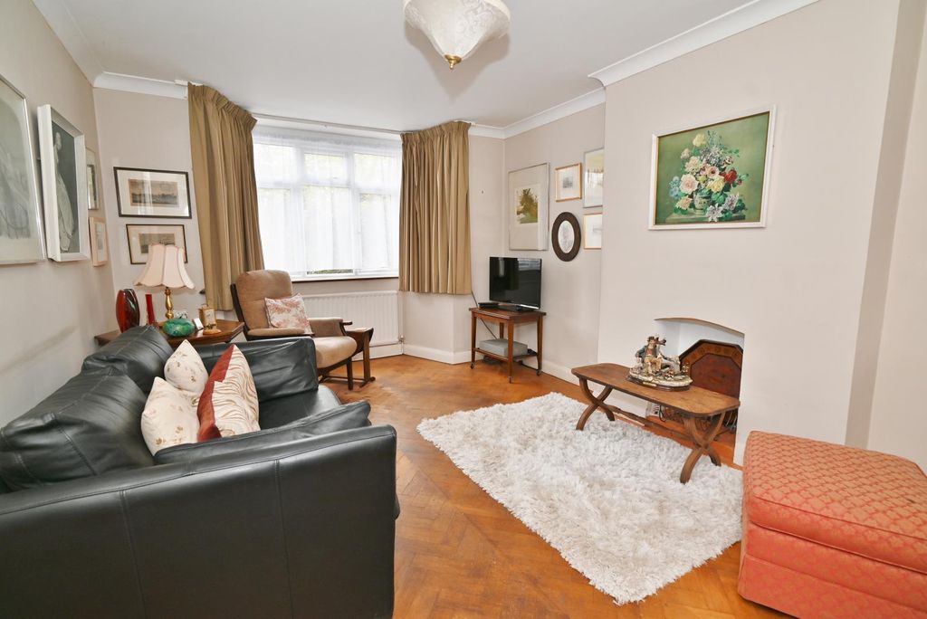 Property photo 2 of 15