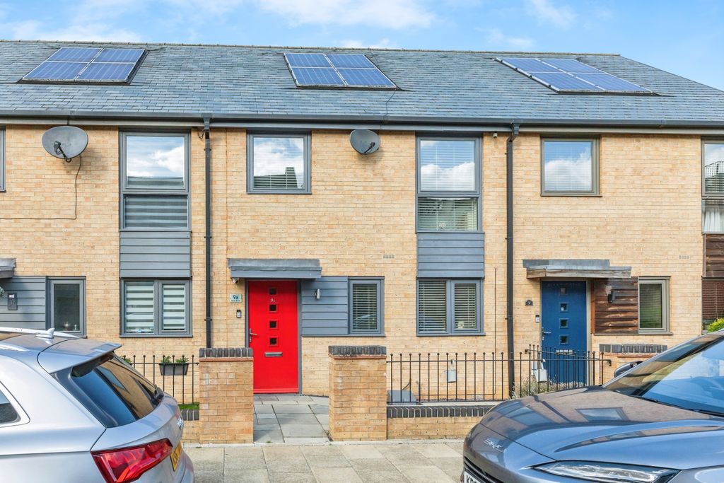 Property photo 2 of 19