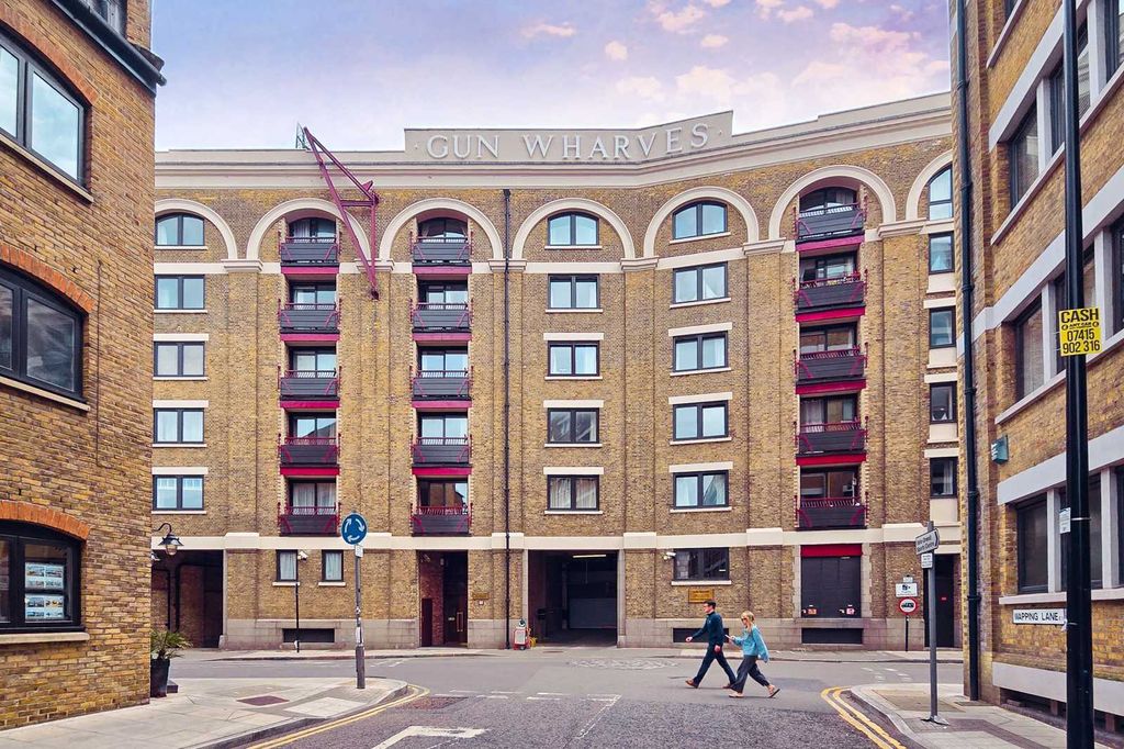 Property photo 3 of 18